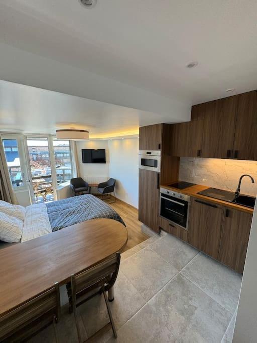 Beau Neuf, Vue Marina Apartment